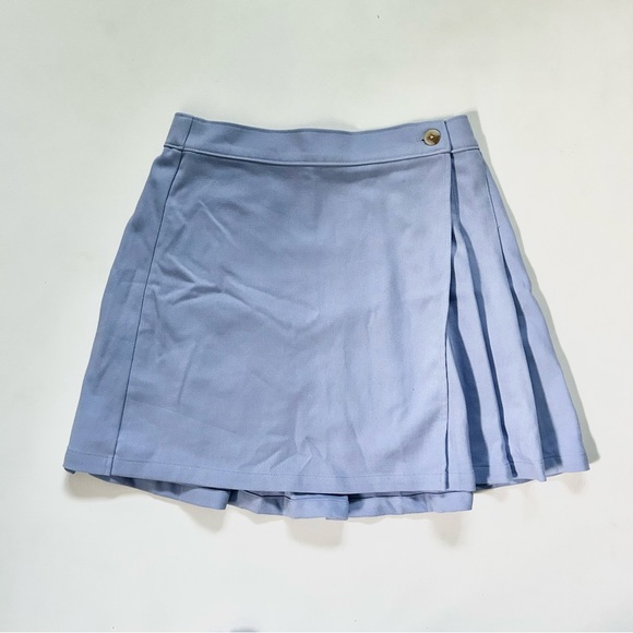 Hollister Ultra High-Rise Mini Wrap Skirt - Picture 2 of 5